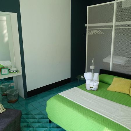 Ninina Boutique Suites Salerno Exterior photo