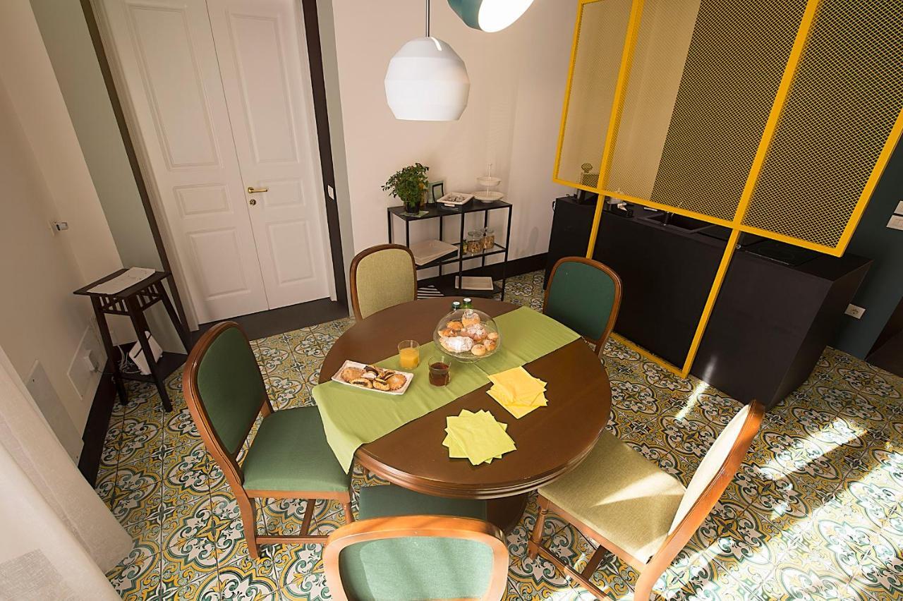 Ninina Boutique Suites Salerno Exterior photo