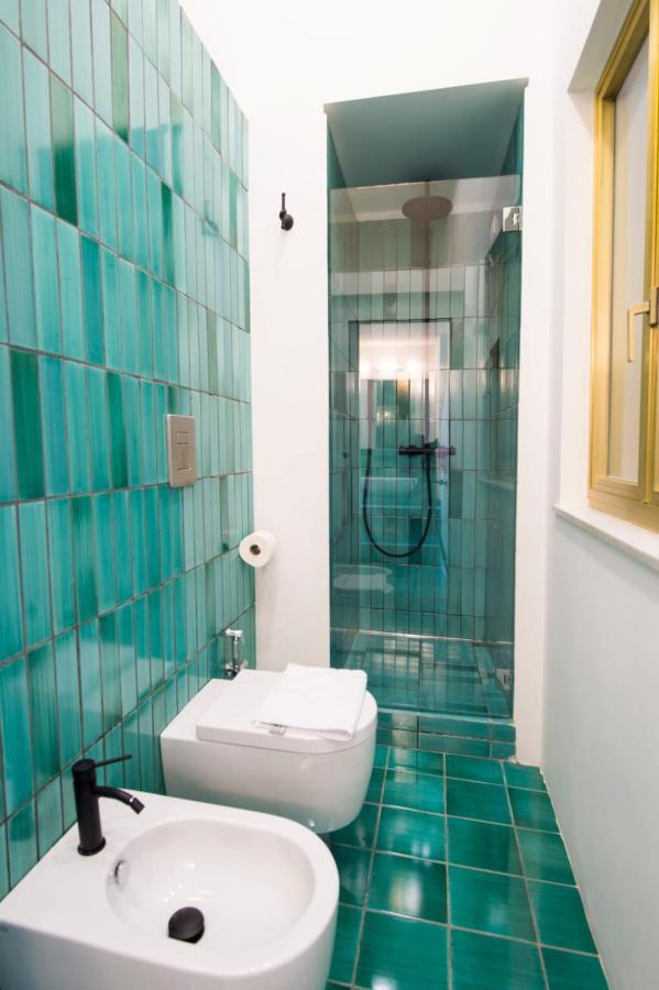 Ninina Boutique Suites Salerno Exterior photo